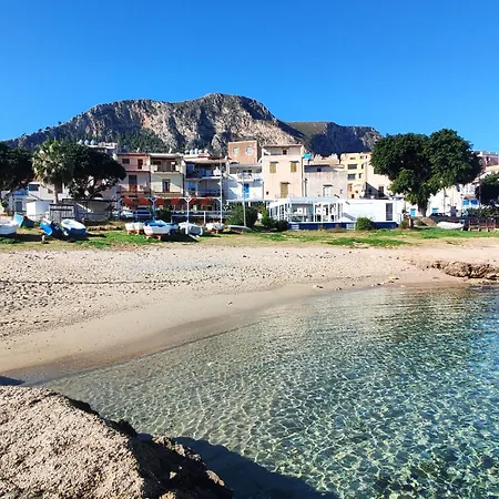 Daire A' Terrazza Santa Flavia